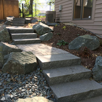 Minnetonka Wooded Back Yard
