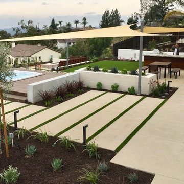 MODERN BACKYARD REMODEL