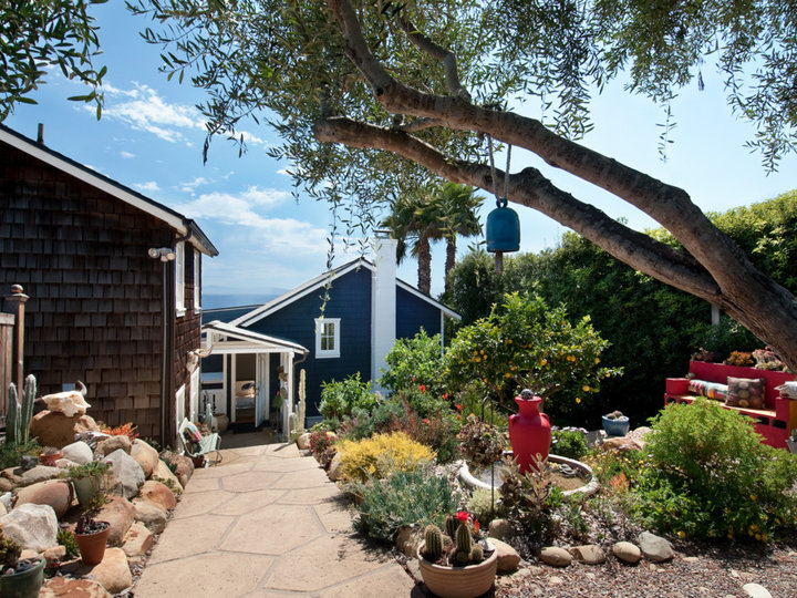 Front Yard - Natural Stone Pavers