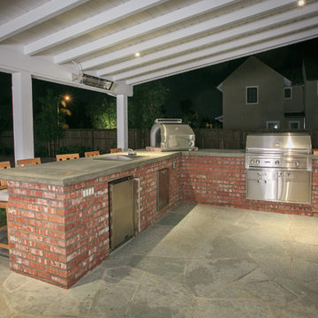 Modern Farmhouse With Traditional Accents - Outdoor Kitchen