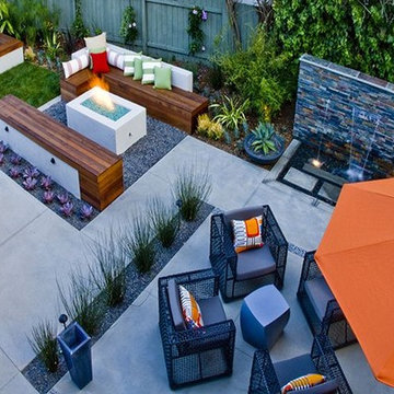 Modern Outdoor Entertaining