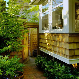 https://www.houzz.com/photos/montlake-craftsman-landscape-seattle-phvw-vp~25174