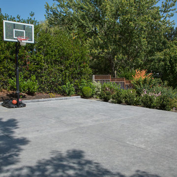 My Houzz: A Family Backyard for Dining, Relaxing, Swimming and Playing