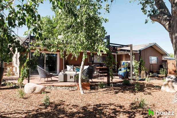 Classique Chic Jardin by Serquis + Associates Landscape Architecture