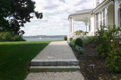 Design ideas for a traditional landscaping in Providence.