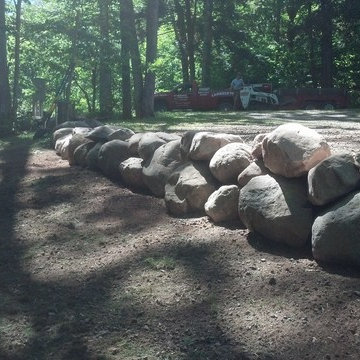 Natural Rock Retaining Walls