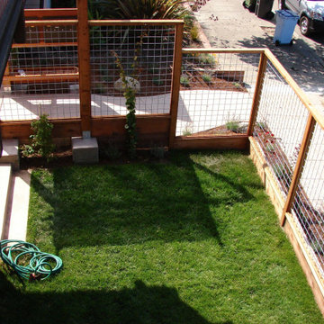 New Lawn and Hog Wire Panel Fence in Apartment Landscape Design