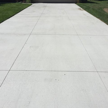 Oakland Pressure Wash Concrete Surface Cleaning Sealing Services | Michigan