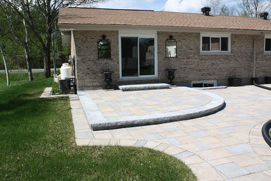 This is an example of a transitional landscaping in Toronto.