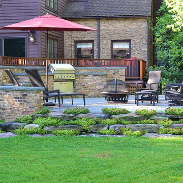 Outdoor entertainment space in Evanston, IL