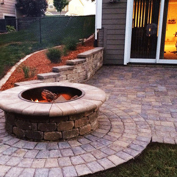 Outdoor Kitchen and Fire pit