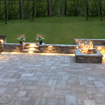 Outdoor Kitchen Patio & Firepit