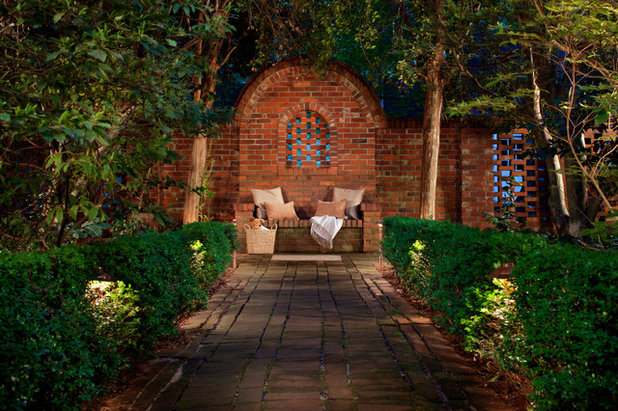 Traditional Garden by Outdoor Lighting Perspectives