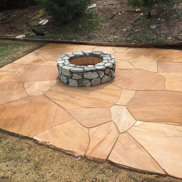 Outdoor patio/firepit