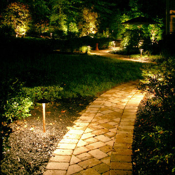 Path Lighting Provides Sure Footing in Richmond