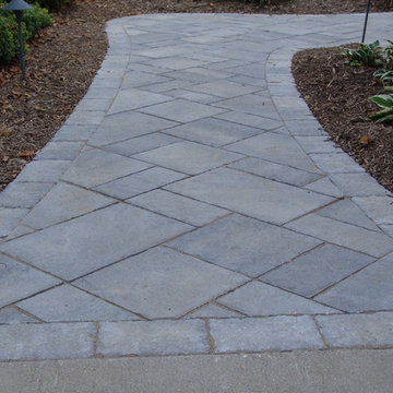 Paver Walkway w/ Low Voltage