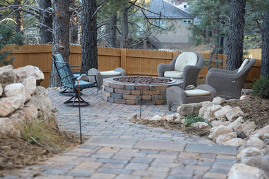 Design ideas for a rustic landscaping in Phoenix.