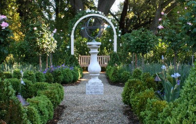 Garden Design Essentials: Emphasis and Focal Points