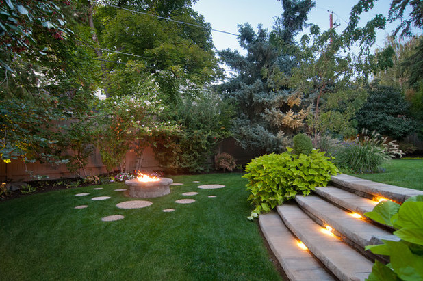 Contemporary Garden by Marvin Jensen @ Windermere Real Estate