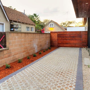 Permeable Driveway in Los Angeles - View 2