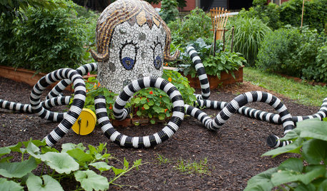 Art, Edibles and Community Make Magic in a Pittsburgh Garden