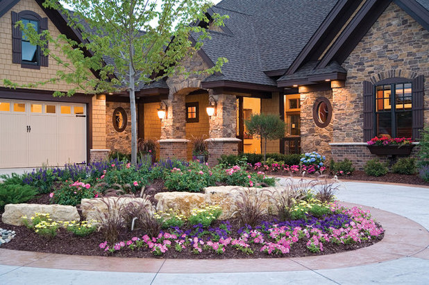 American Traditional Garden by House Plans and More