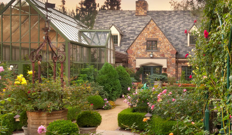New Garden Styles Reveal Roots in Arts and Crafts Design