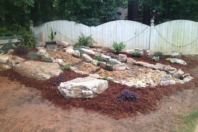 Photo of a contemporary landscaping in Atlanta.