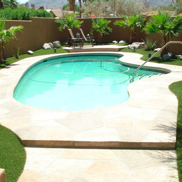 Pools with Artificial Grass