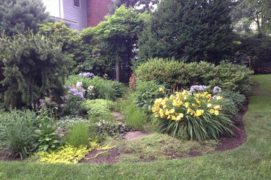 ボストンにあるコンテンポラリースタイルのおしゃれな庭の写真