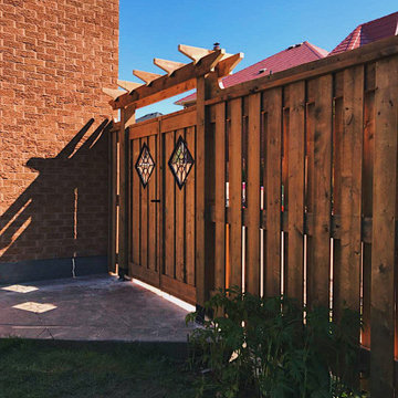 PT Brown Air Flow Fence with Multi-House in Mississauga