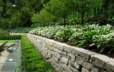 Garden Walls: Dry-Stacked Stone Walls Keep Their Place in the Garden