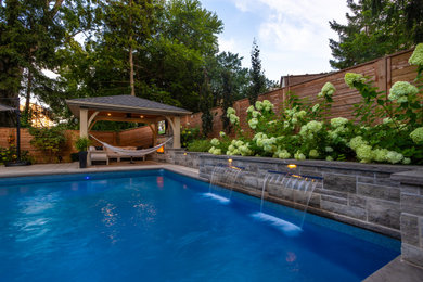 This is an example of a mid-sized transitional landscaping in Toronto.