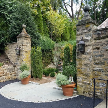 Radnor Courtyard Garden