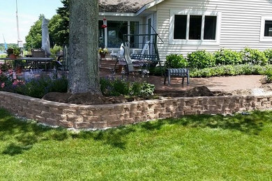 Design ideas for a landscaping in Grand Rapids.