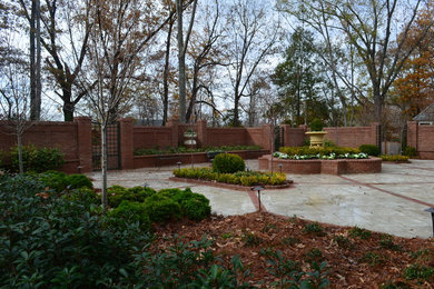 Design ideas for a traditional landscaping in Jackson.