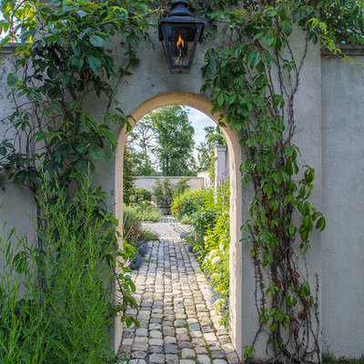 This is an example of a mediterranean garden path in Baltimore.