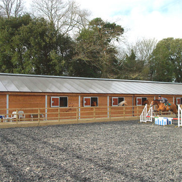 Renovation and new equestrian barn and staff accommodation on private estate