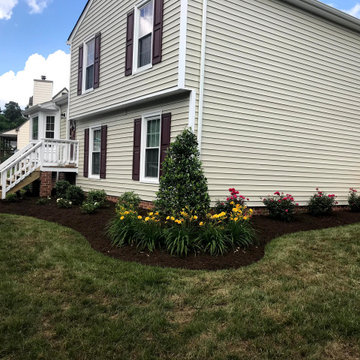 Residential Landscaping Services - Outdoor Flower and Plant Bed