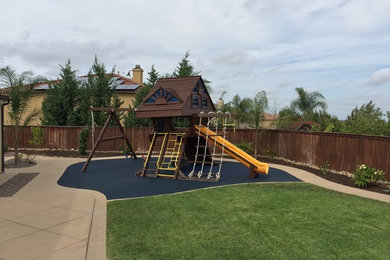 Residential Safe Play Rubber Surface - Installation Back Yard