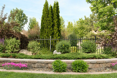 Design ideas for a traditional garden in Boise.