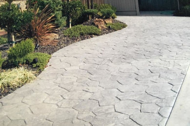 This is an example of a craftsman landscaping in Sacramento.