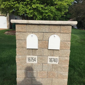 Roberts Brick mailbox