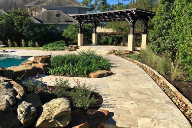 This is an example of a transitional landscaping in Houston.