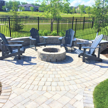 Roman Circle Firepit Patio with Sitting Wall