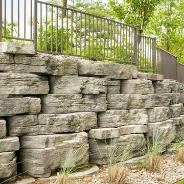 Rosetta Outcropping Waterfront Retaining Walls