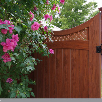 Rosewood PVC Vinyl Privacy Wood Grain Gate from Illusions Fence