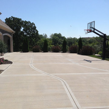 Russell M's Pro Dunk Gold Basketball System on a 35x25 in Lees Summit, MO