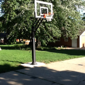 Ryan Z's Pro Dunk Silver Basketball System on a 36x32 in Sioux Center, IA