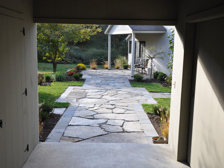 Natural Stone Pavers Backyard